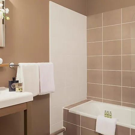 Comfort Porte De Geneve.3 *